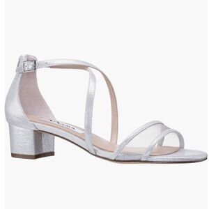 Nina‎ Ginette Silver Strappy Block Heel Sandals Size 7.5 Excellent Condition